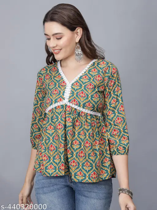 etraana Women Printed Straight Kurta
