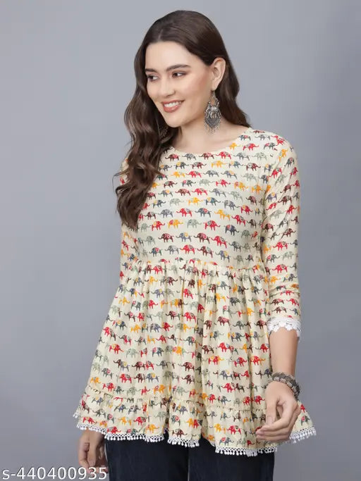 etraana Women Printed Flared Kurta