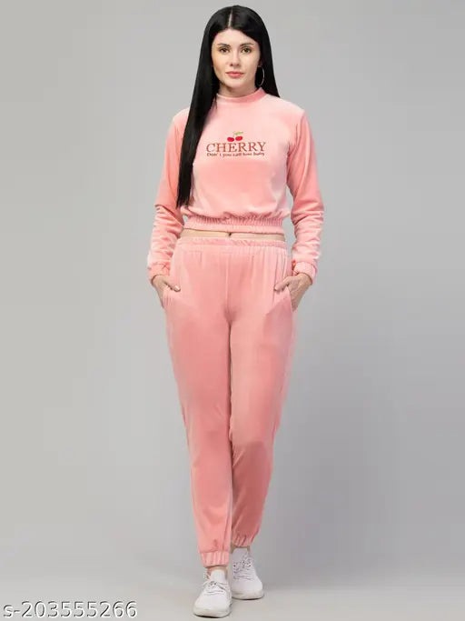 Urbane Fashionable Wom Active Clothing Set
