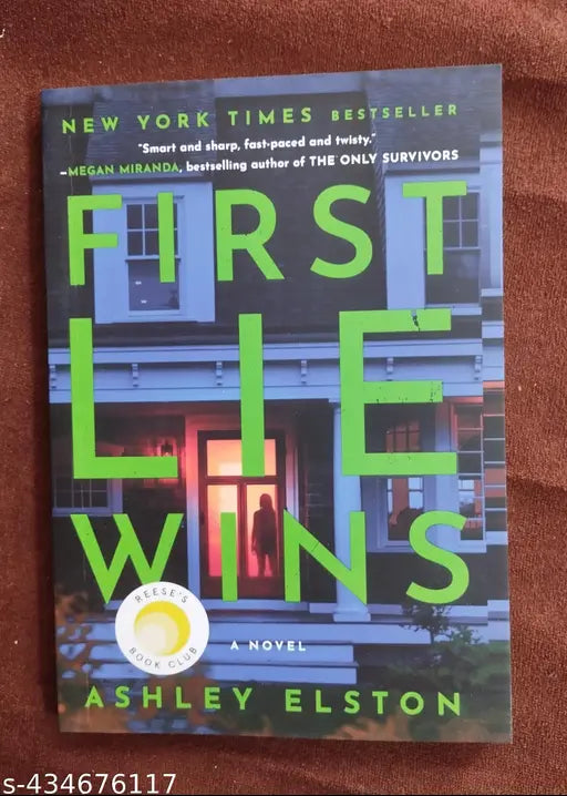 First Lie Wins (English Paperback Ashley Elston)