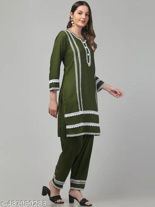 Women solid 3/4 sleeve lace long kurta with pants set