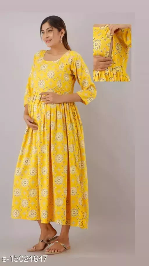 Mialo Yellow maternity kurta with feeding zip.