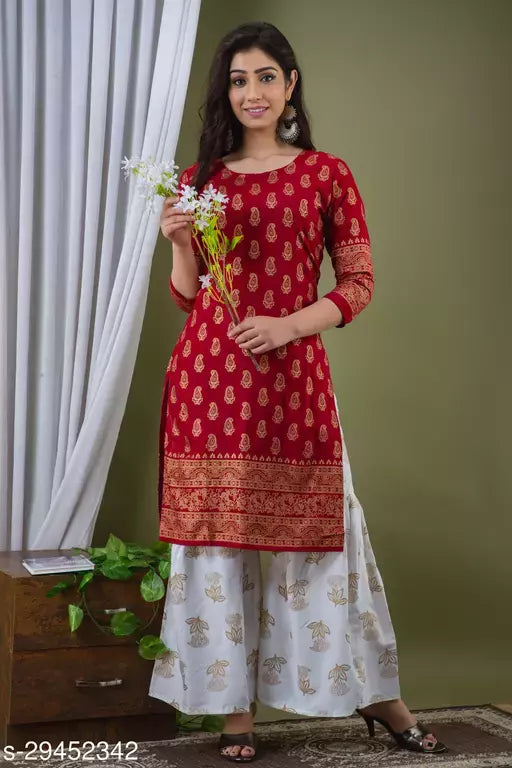 Aakarsha Refined Women Kurta Sets