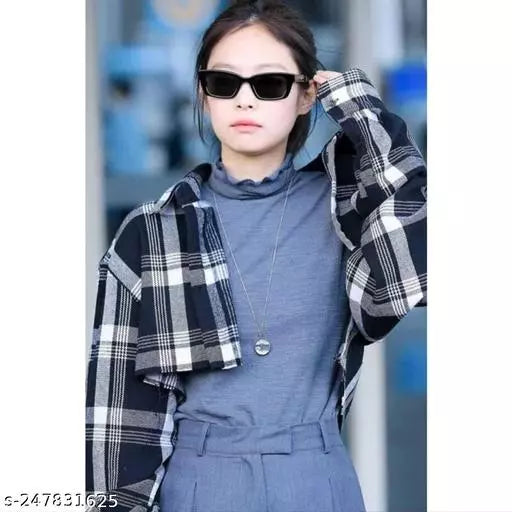 Women's Black and White Checkered Crop Top Crop_Shirt