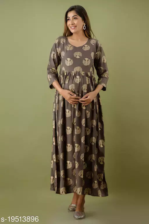 Mialo tree print brown maternity kurta with both side feeding zip.