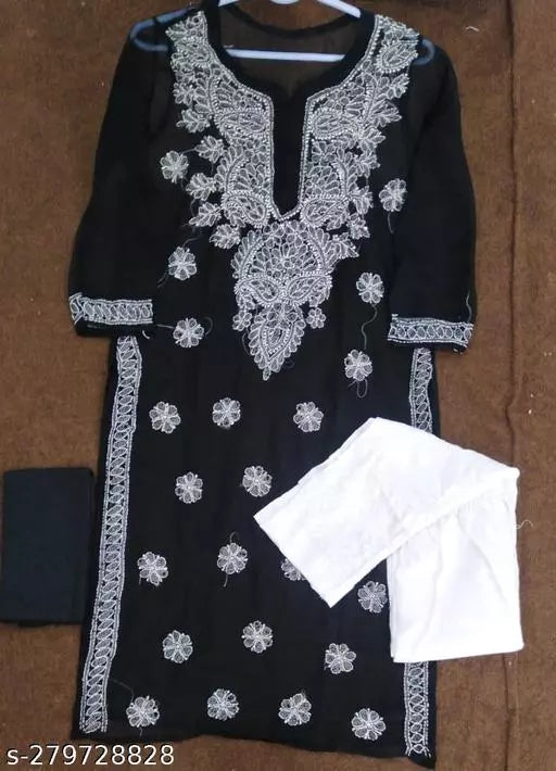 CHIKANKARI CHIFFON KURTI WITH INNER + PANT