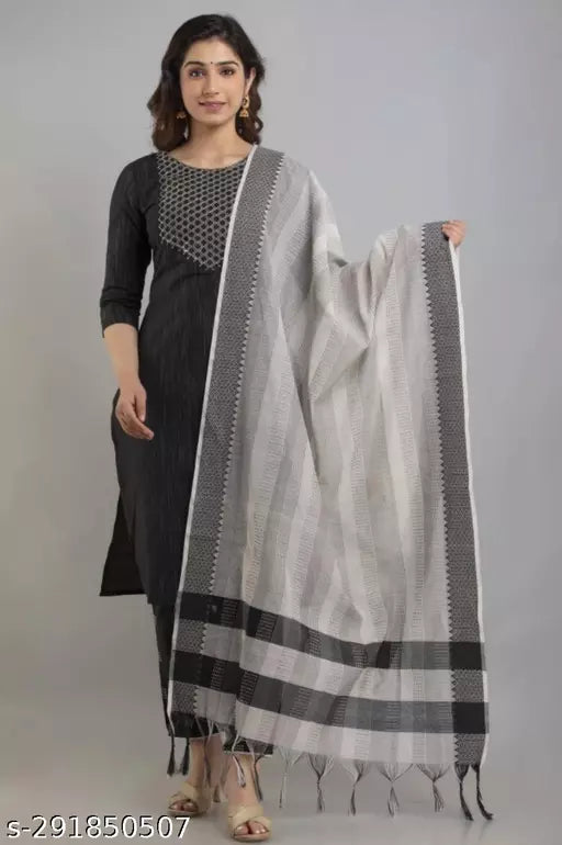 SD TEXTILES Women Self Design Khadi Cotton A-line Kurta Cotton Kurti And Pants Set
