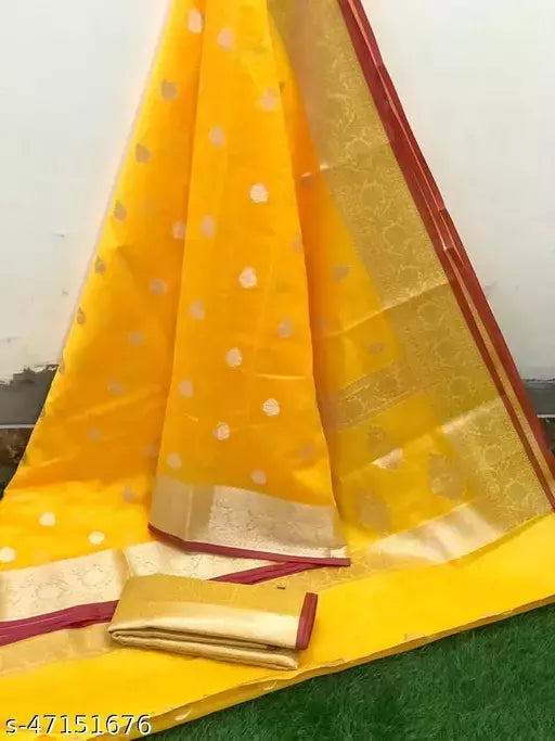 Classic Silver Rupa Booti Banarasi Saree