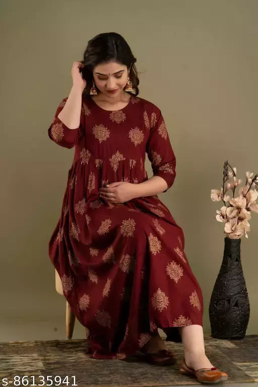 Mialo fashion printed feeding kurtis for women.