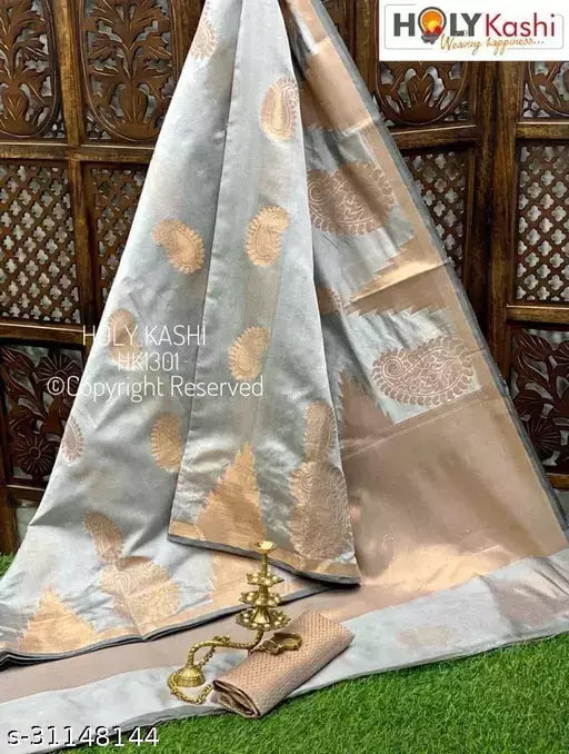 BANARASI CARRY TEMPLE SAREE