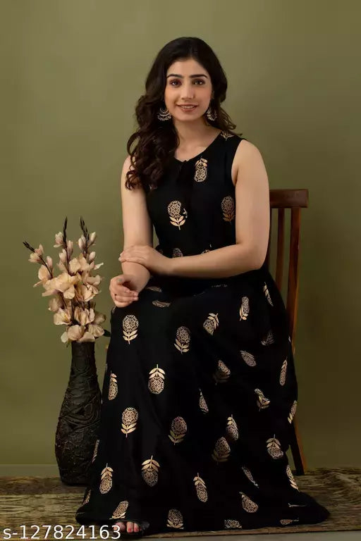 Mialo fashion sleeveless dress kurta for women.