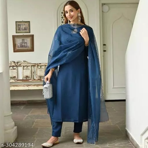 Anni Designer Women's Blue Straight Solid Kurta with Trouser & Dupatta