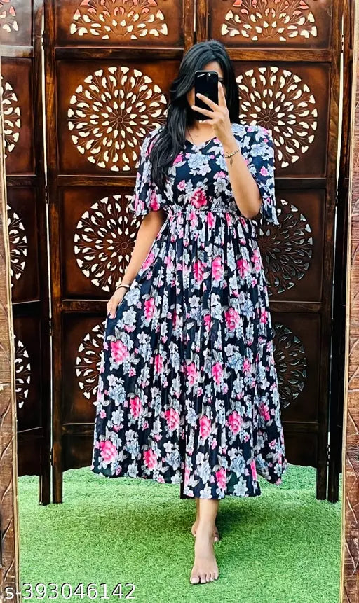 STYLISH LONG GEARGETTE DRESSS WITH LININIG
