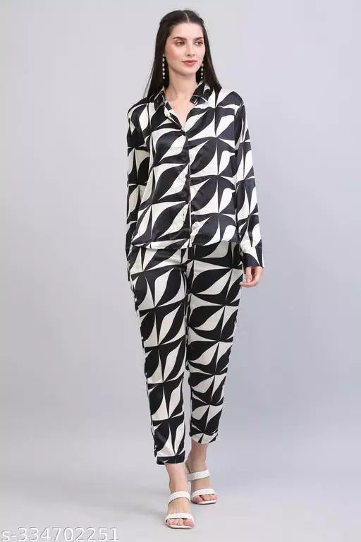 Women Cord Set Printed Shirt & Pants