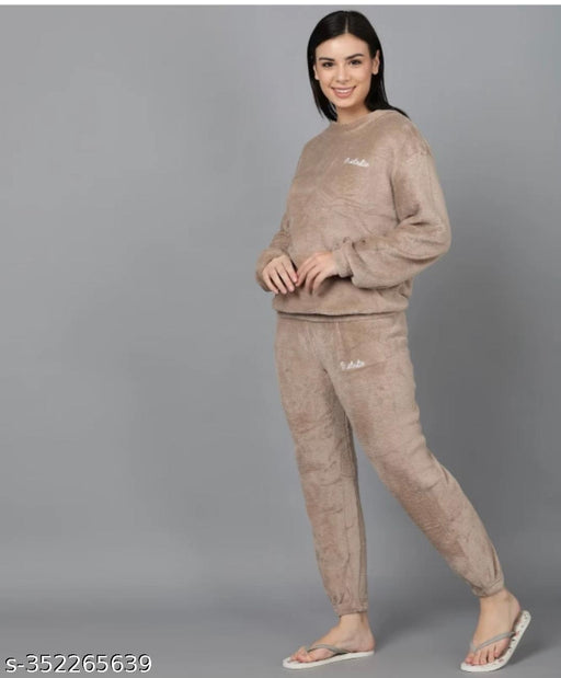 Women winter set brown