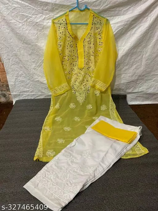 MIRROR WORK CHIKANKARI KURTI WITH INNER AND PANT
