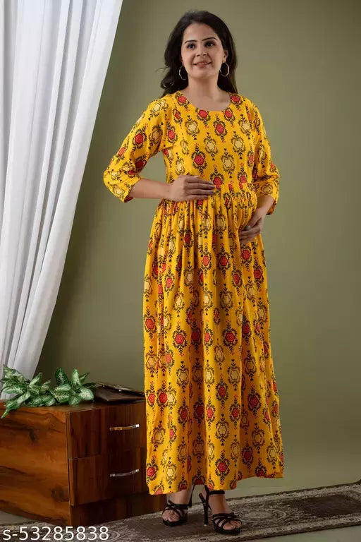 Round maternity feeding kurti.