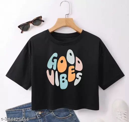 OVERSIZED SHORT SLEEVE CROPPED T-SHIRT RELAXED AND CROPPED FIT
