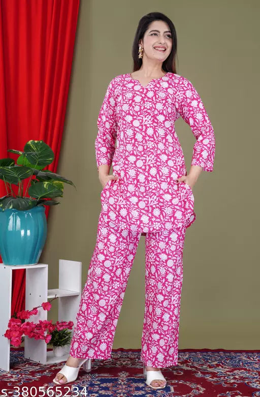 Trendy Petite Women Kurta Sets