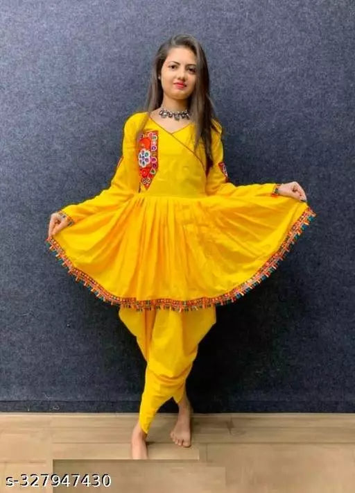 y Embroidered Dhoti with Kediyu top and bottom set