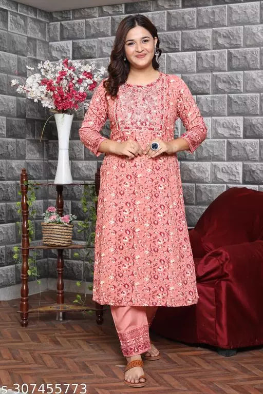 Aishani Fashionable Women Kurta Sets