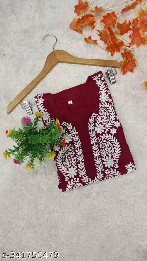 BEST FESTIVE WEAR CHIKANKARI WORK KURTI