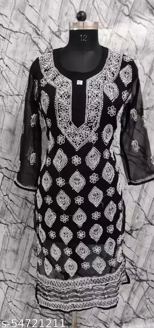 Handwork Chikankari Chiffon boota jaal kurti.