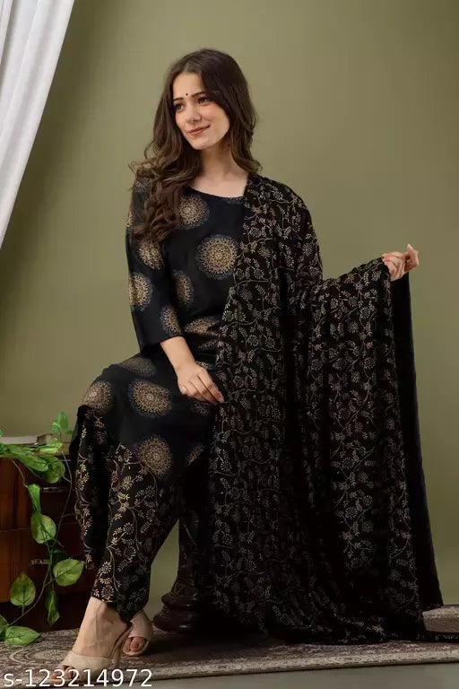 Mialo fashion kurti plazzo with dupatta.