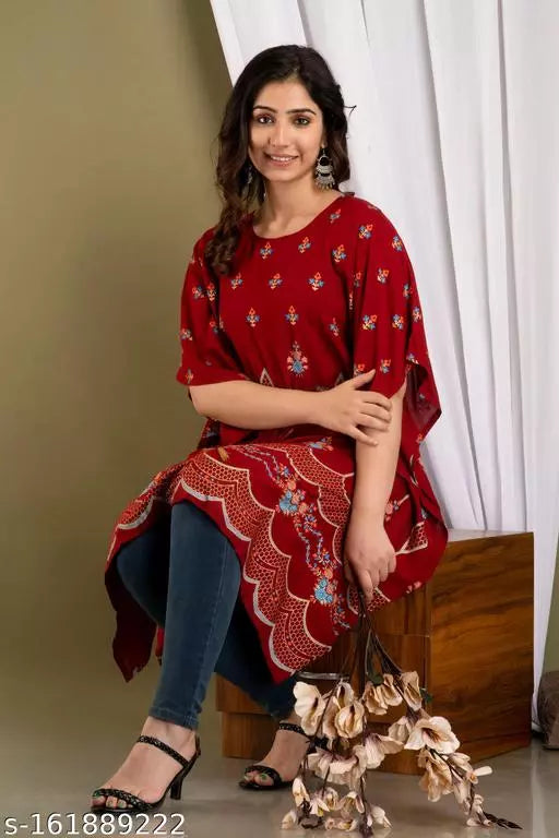 Mialo fashion knee length kaftan dress/top for women.