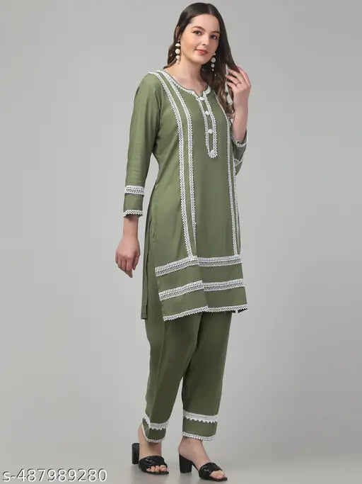 Women solid 3/4 sleeve lace long kurta with pants set