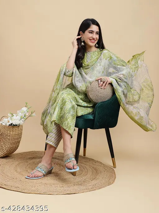 Women's Foil Print Kurta Pant with Dupatta Ethnic Set