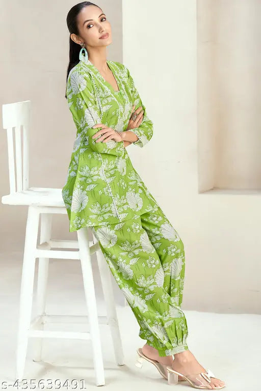 Women's Poly blend  Floral Lace Co-Ord Set