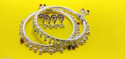 Graceful Women Anklets & Toe Rings