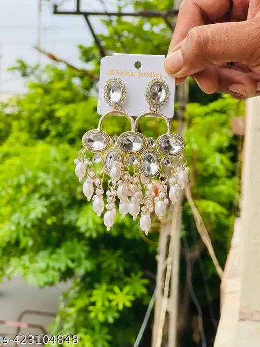 New premium earrings white color