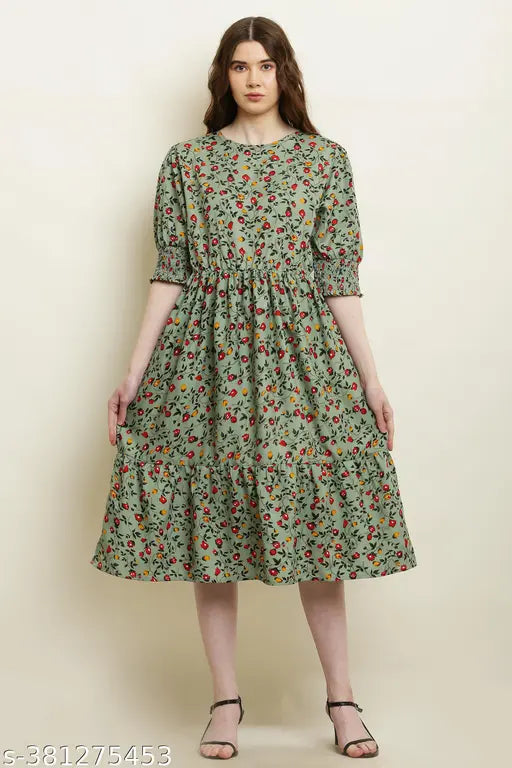 Red Floral Printed Crepe Dress for Women - Women's Flroal Crepe Tiered & Smocked Maxi Dress Fit & Flared V Neck 3/4 Puff Sleeve Summer Wear One Piece Girls Dress Western Party Casual Wear Outfits for Ladies