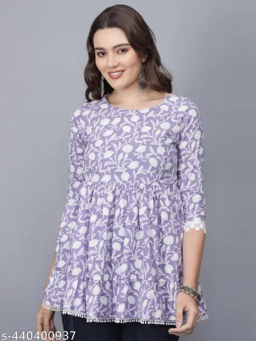 etraana Women Printed Flared Kurta