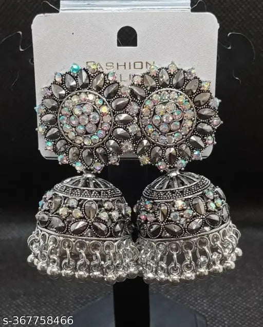 New letest Earrings pack of 1