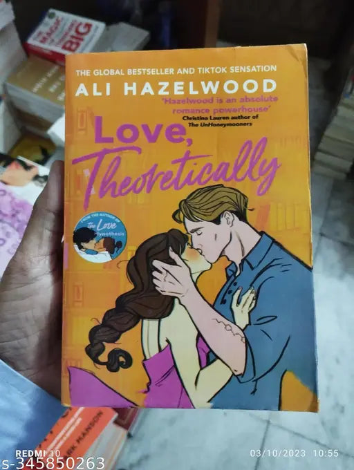 Love Theoretically (English  Paperback  Ali Hazelwood)
