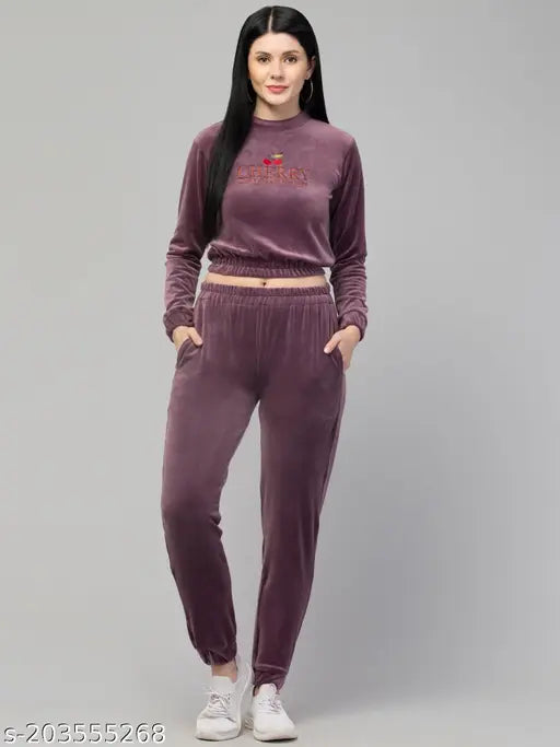 Classic Sensational Women  Active Clothing Set