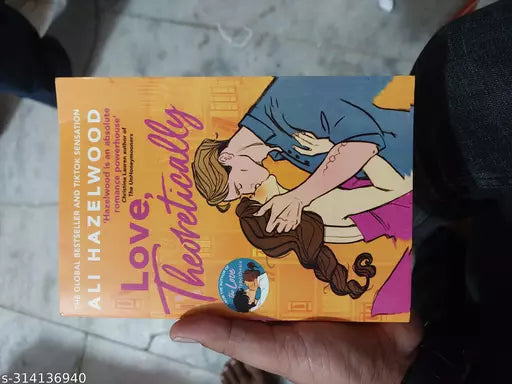Ali Hazelwood Love theoretically English Paperback Book