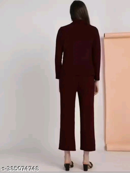 Woman formal attire top bottom set