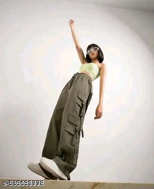 Woman's cargo pants