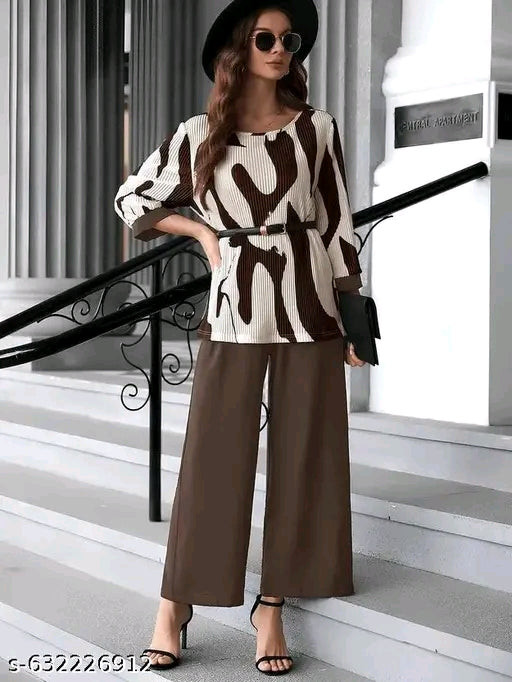#007 Woman's stylist top and bottom set