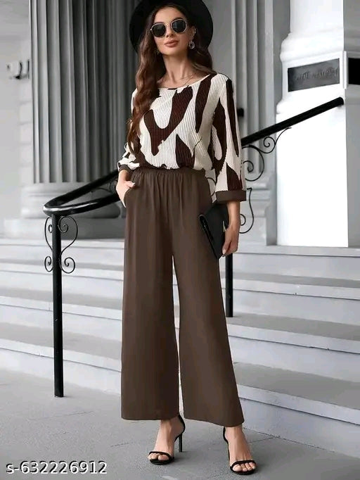 #007 Woman's stylist top and bottom set