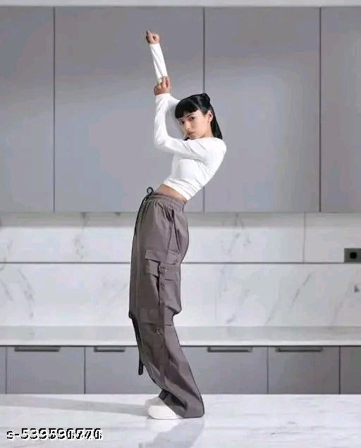 Woman's cargo pants