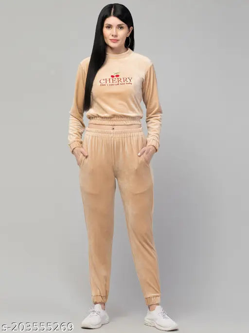 Urbane Fabulous Women  Active Clothing Set