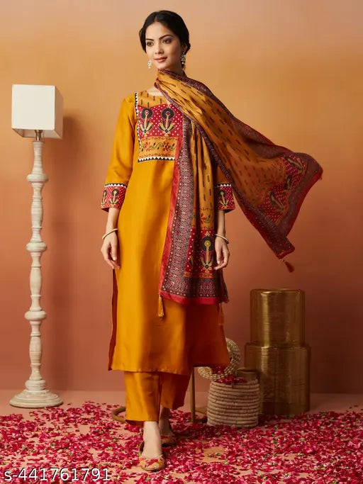 Women's Chinon Kurta & Pant With Dupatta Set