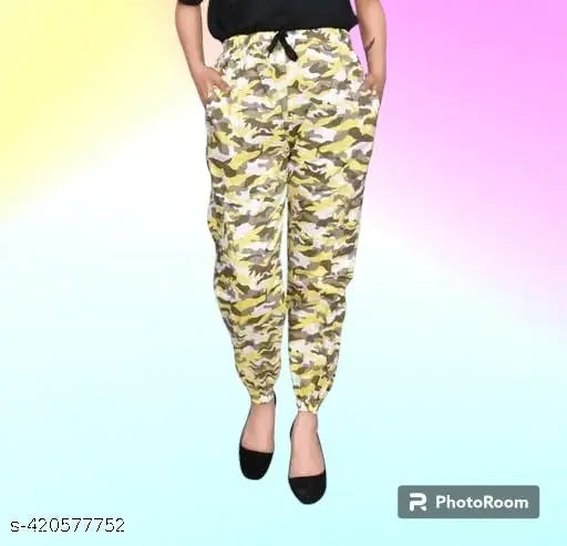 Woman 4 pocket Cargo