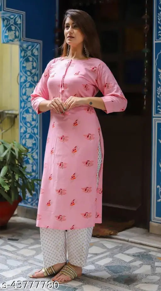 Myra Fabulous Women Kurta Sets
