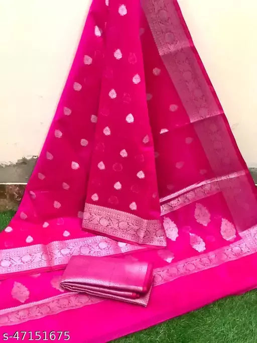 Classic Silver Rupa Booti Banarasi Saree